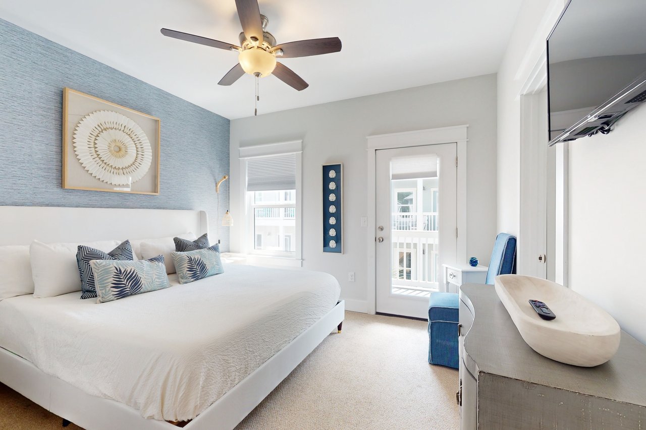 Sunny amp Central 16