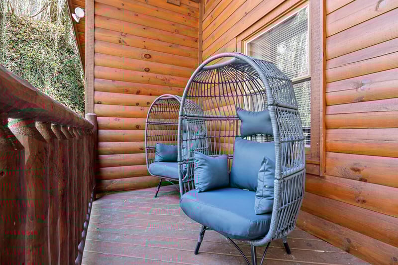 Outdoor wicker egg chair