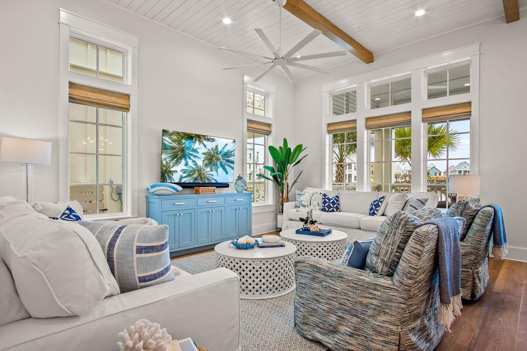 Main Living Room, 1st Floor