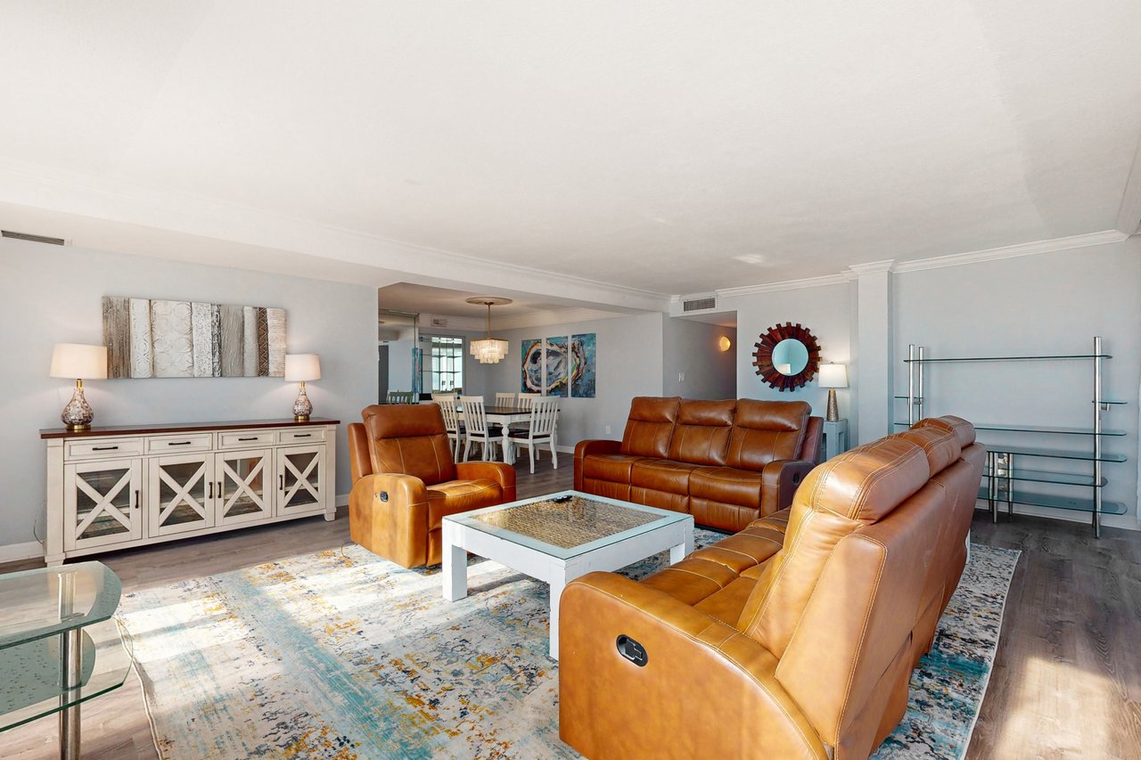 Shoreline Towers 3071 5