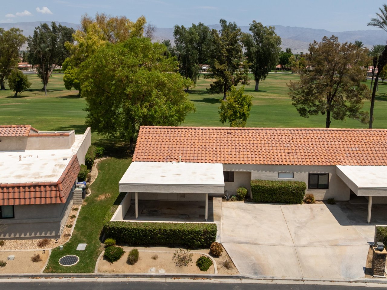 A modern 2 bedroom, 2 bathroom home on the golf course with pool, spa, and tennis court access.