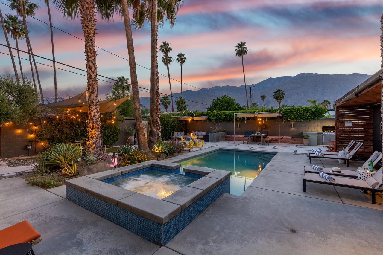 Angle views of the pool and Palm Springs