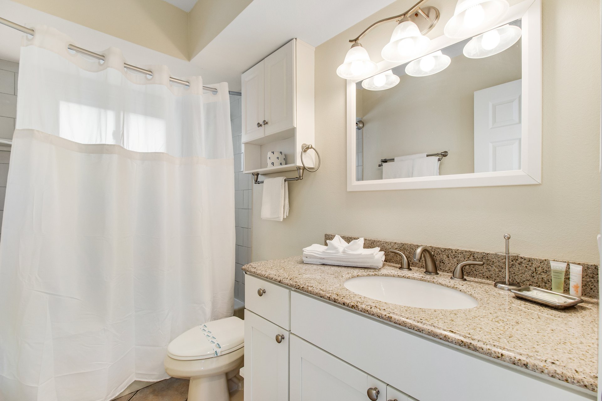 Turquoise Paradise West 15