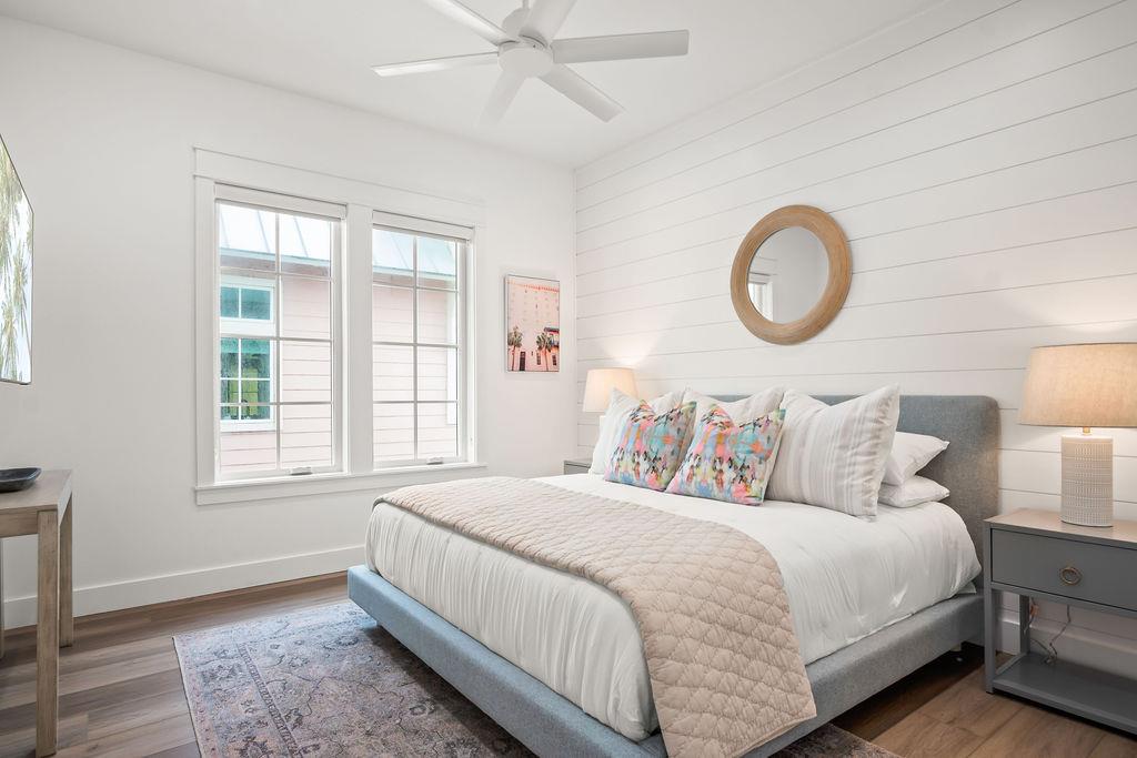 King Bedroom, 2nd Floor