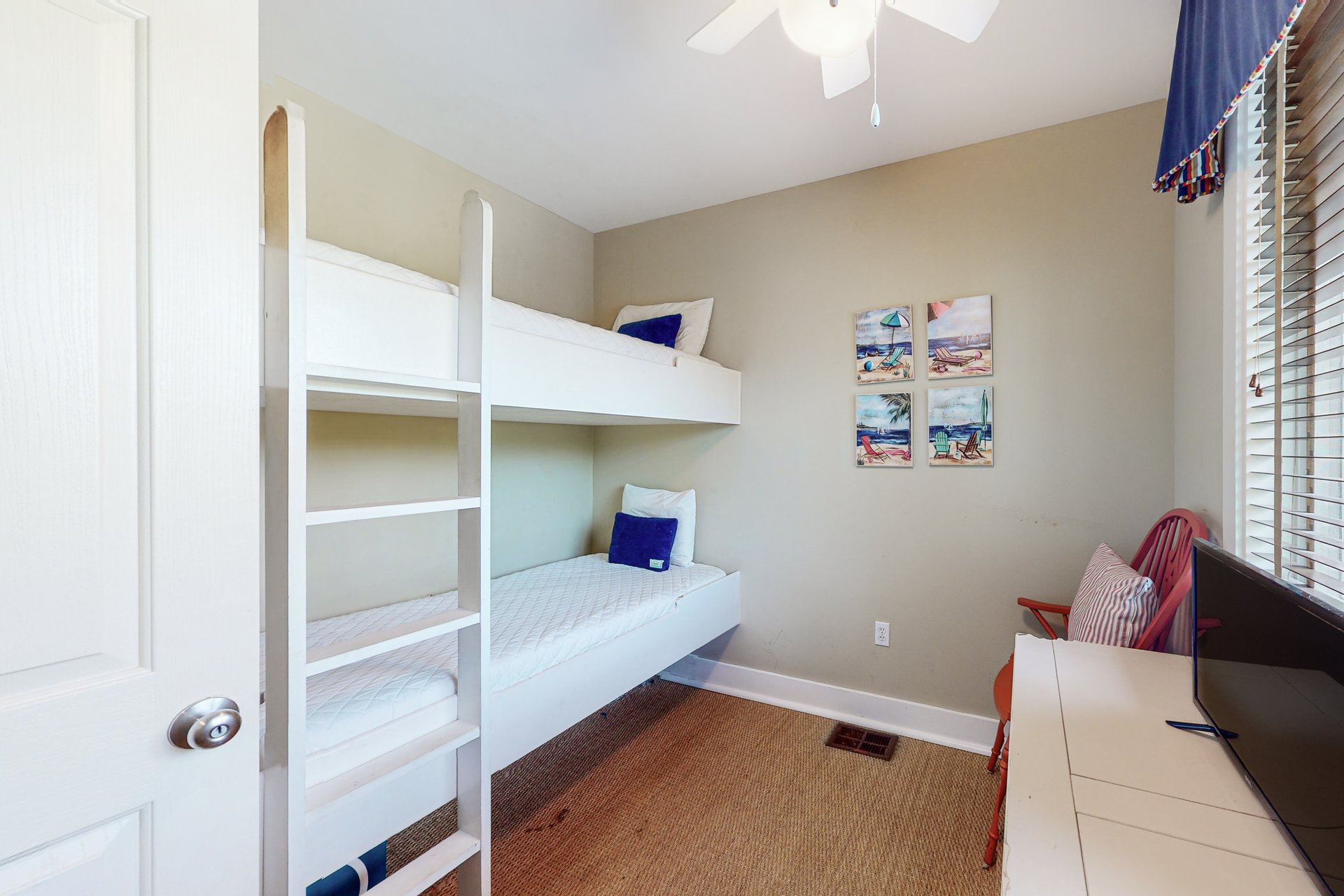 Grand Isle Getaway 205 19