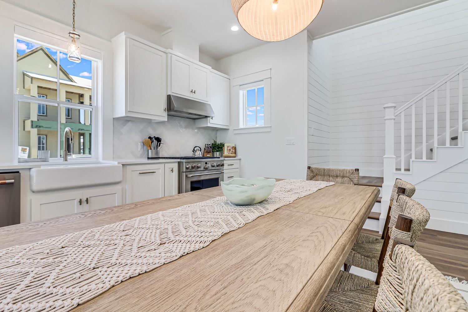 Dining AreaKitchen, 1st Floor