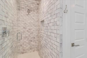 Primary King Bathroom, 2nd Floor