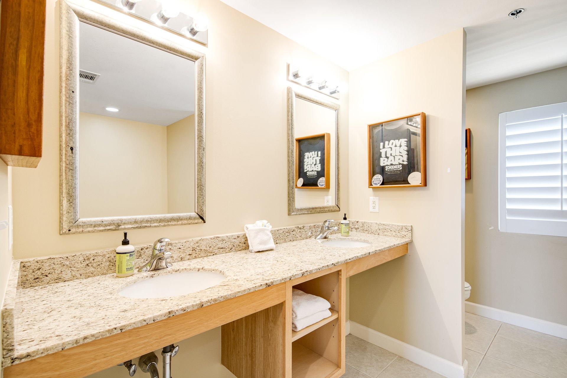 Splash Resort 907E 19