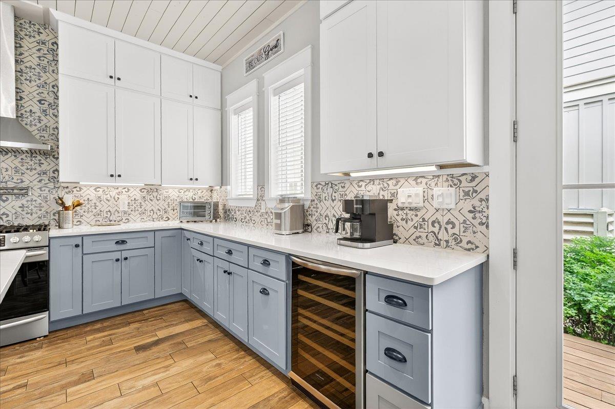 1st Floor, Kitchen