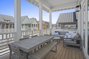2nd Floor Balcony