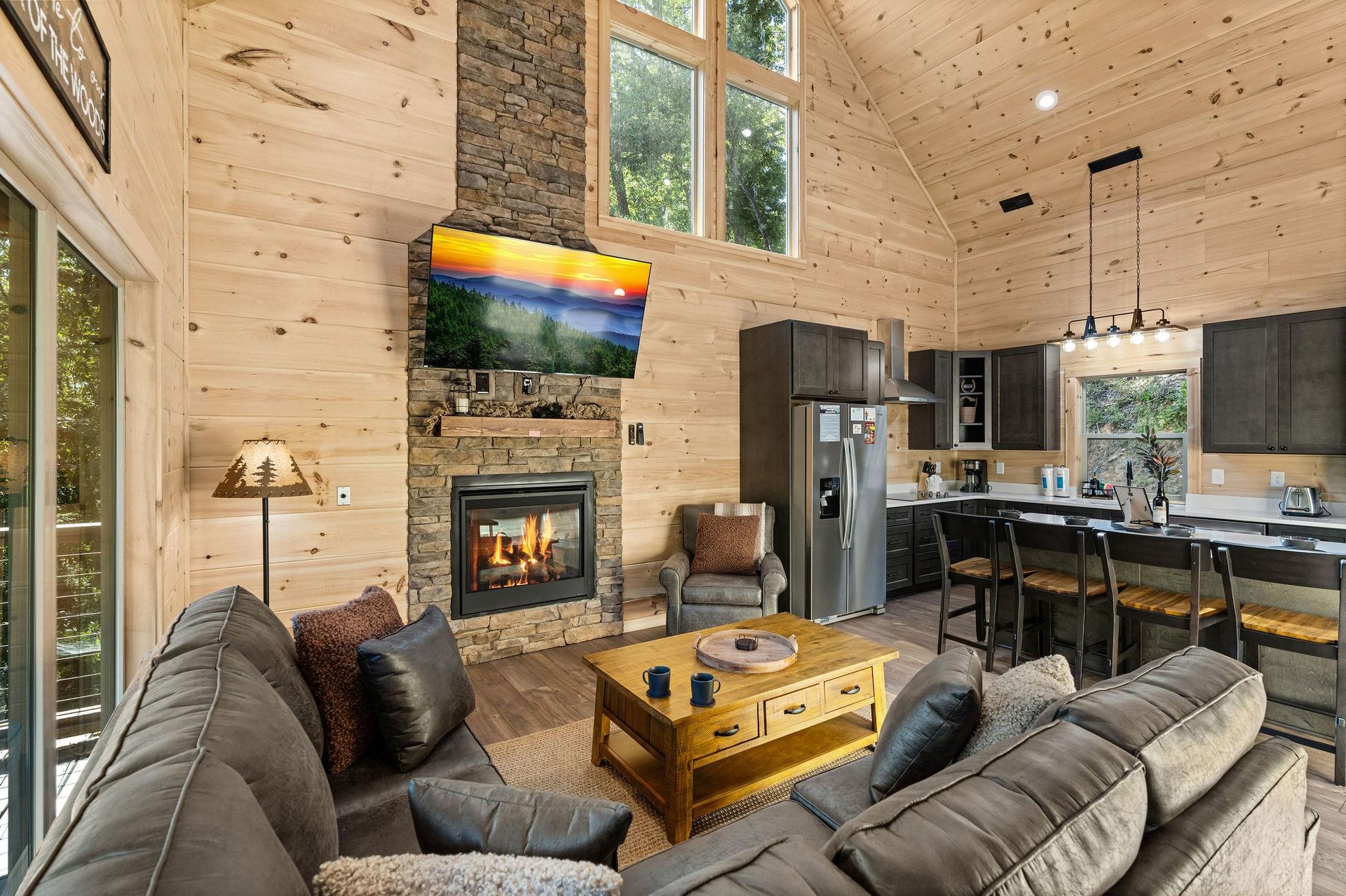 rockytoplodge6