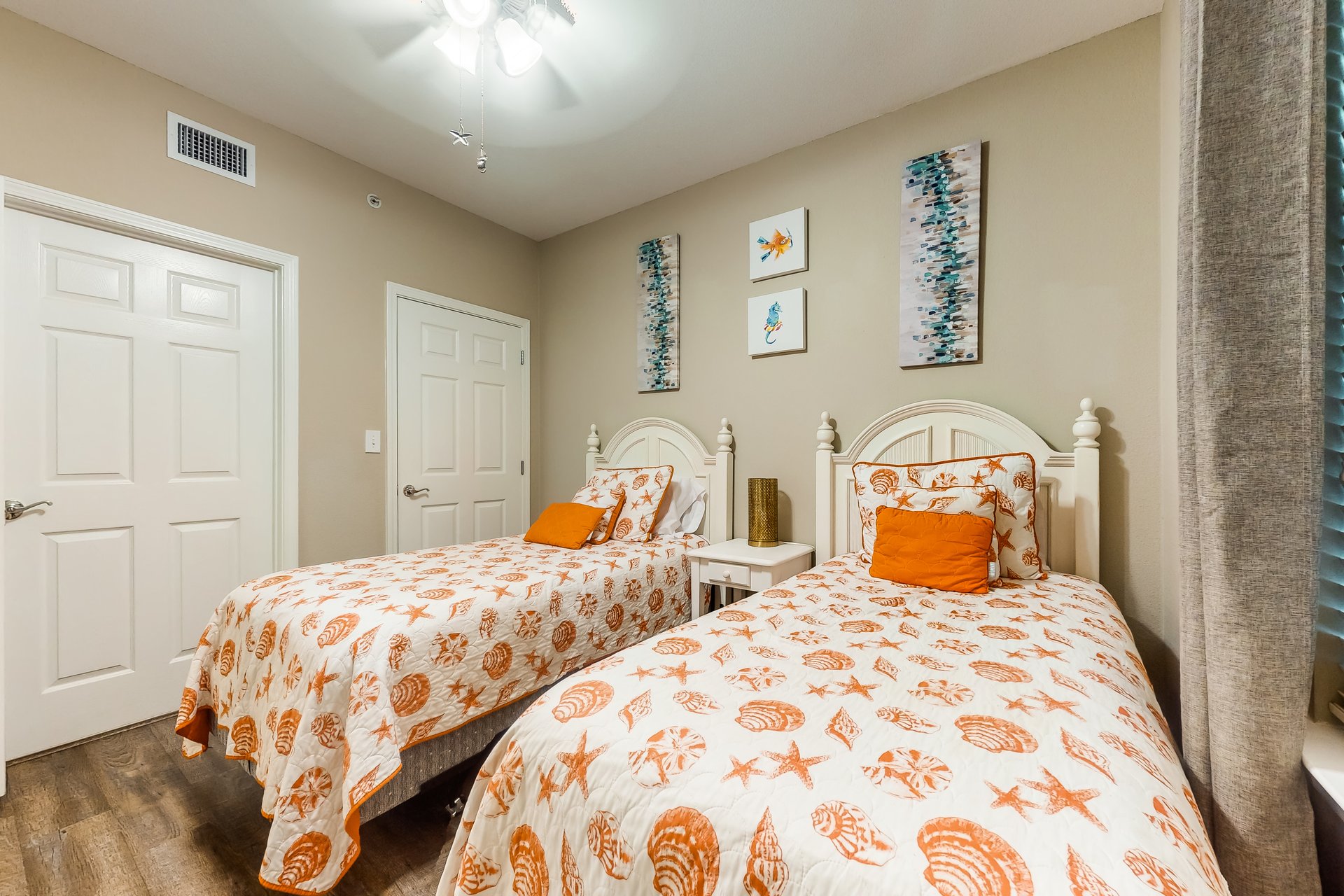 Crystal Tower 1004 15