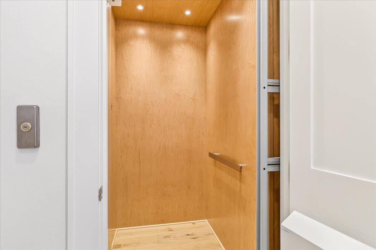 1st Floor, Elevator Access