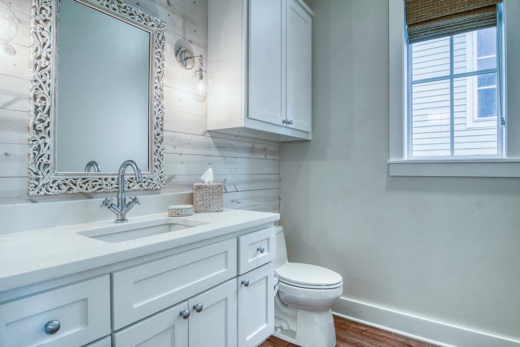 Powder Room, 2nd Floor