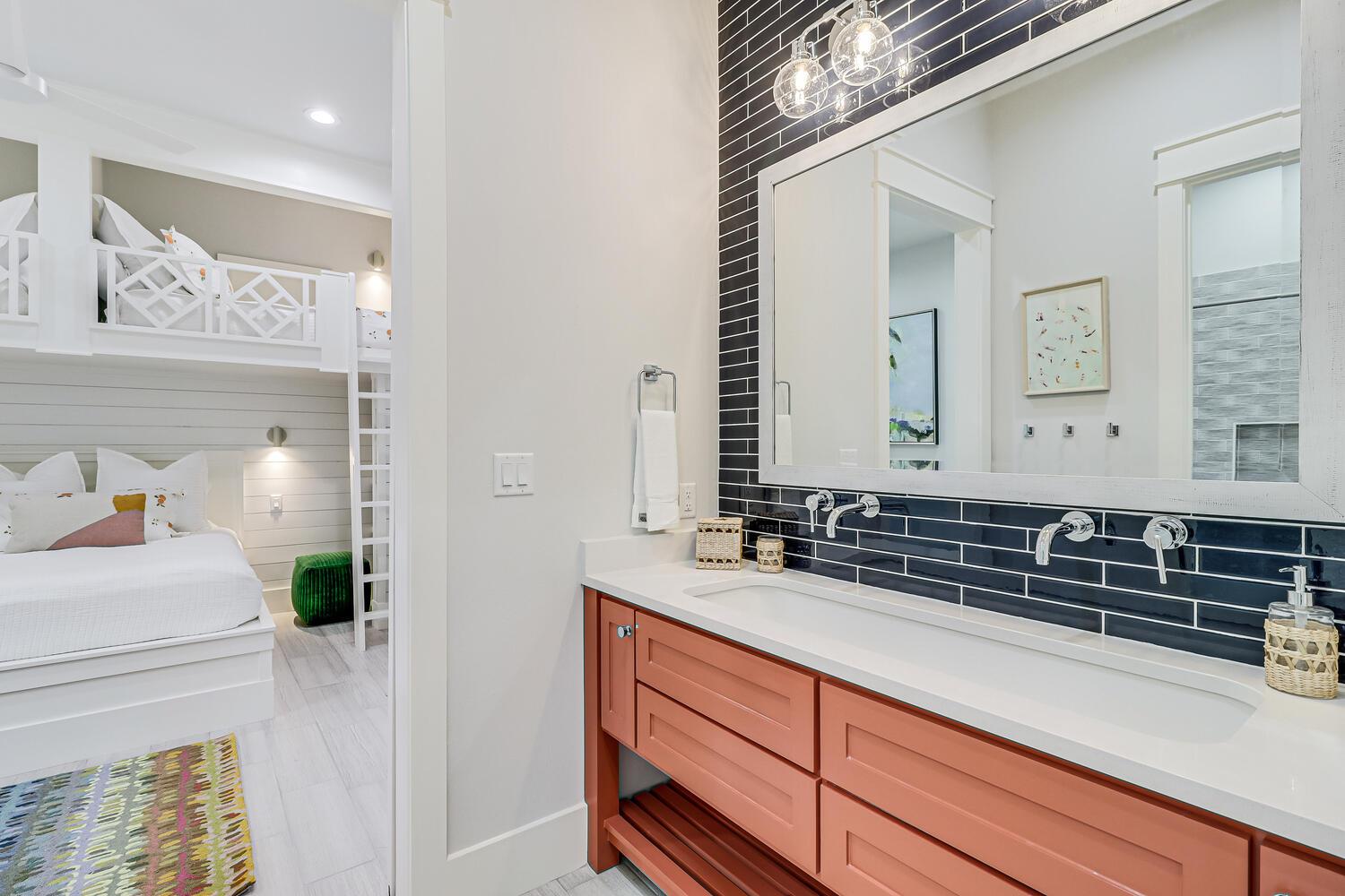 1st Floor Shared Bathroom