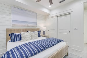 Third King Bedroom, 1st Floor