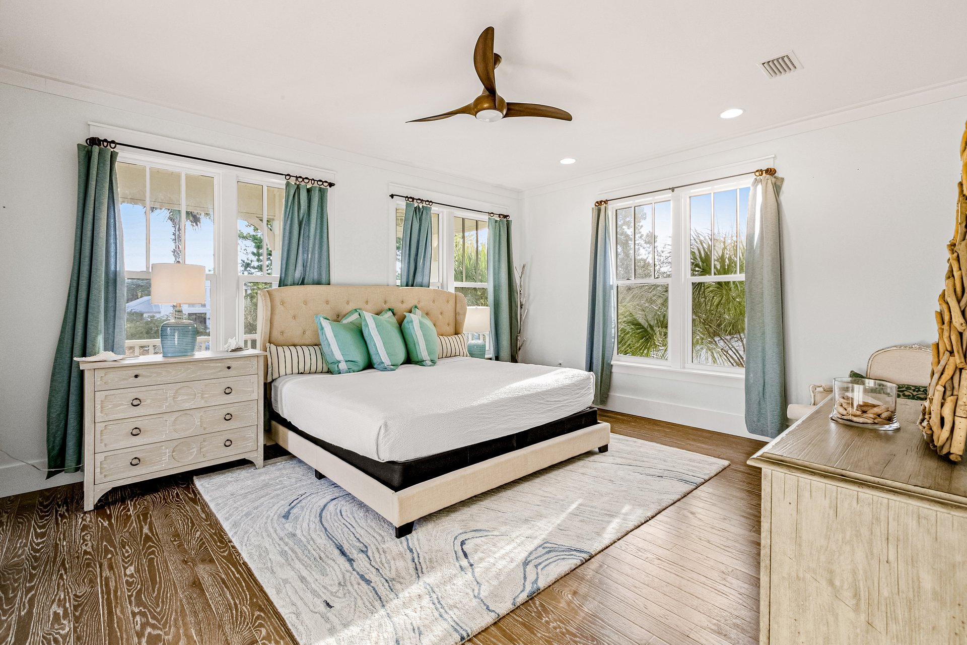 Cassine Village Escape 25