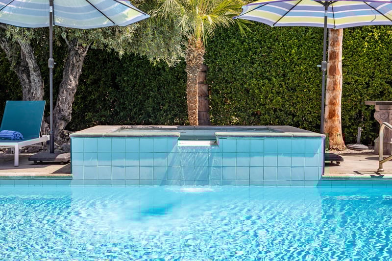 Waterfall feature on the spa