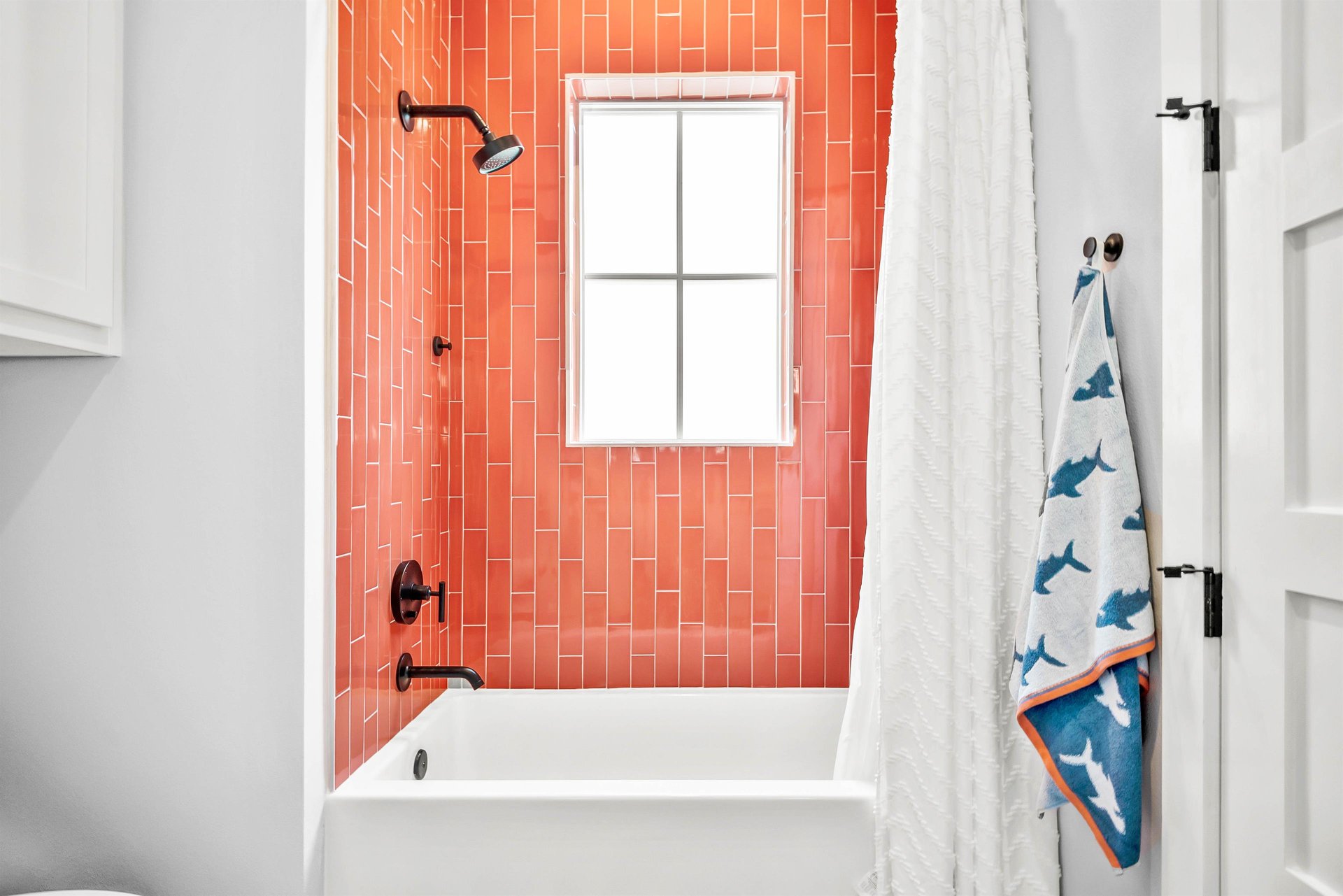 Bunk Room Bathroom, 2nd Floor