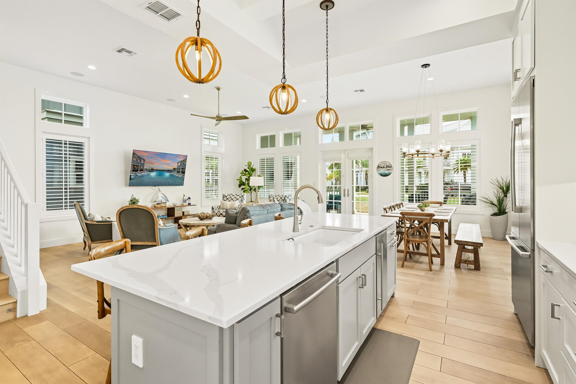 1st Floor, Kitchen