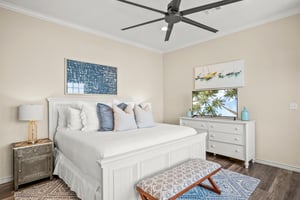 1st Floor Primary King Suite