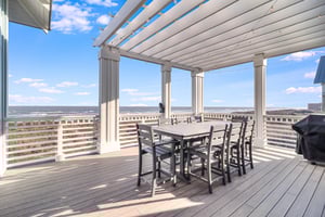 Expansive Dining  Grilling Deck, 3rd Floor