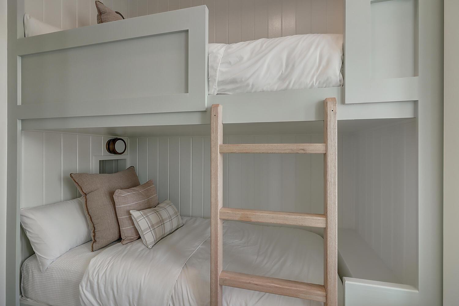 1st Floor Open Bunk Nook wXL Twins