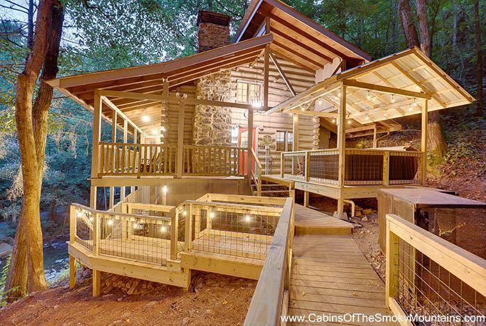 cabinfrontnight20copy