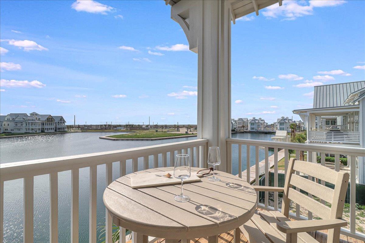 Lakeside Balcony, 2nd Floor