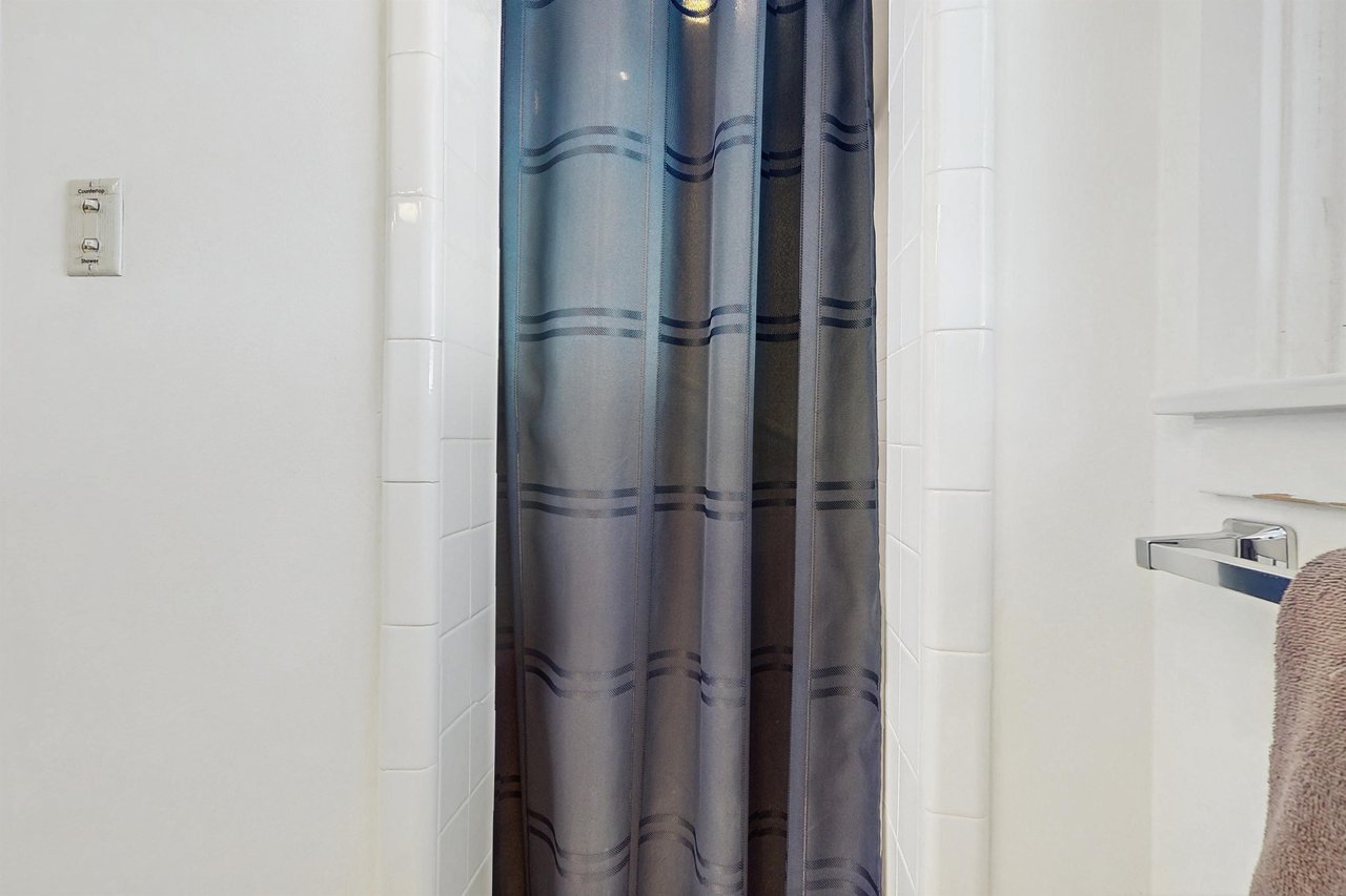 Width1280
