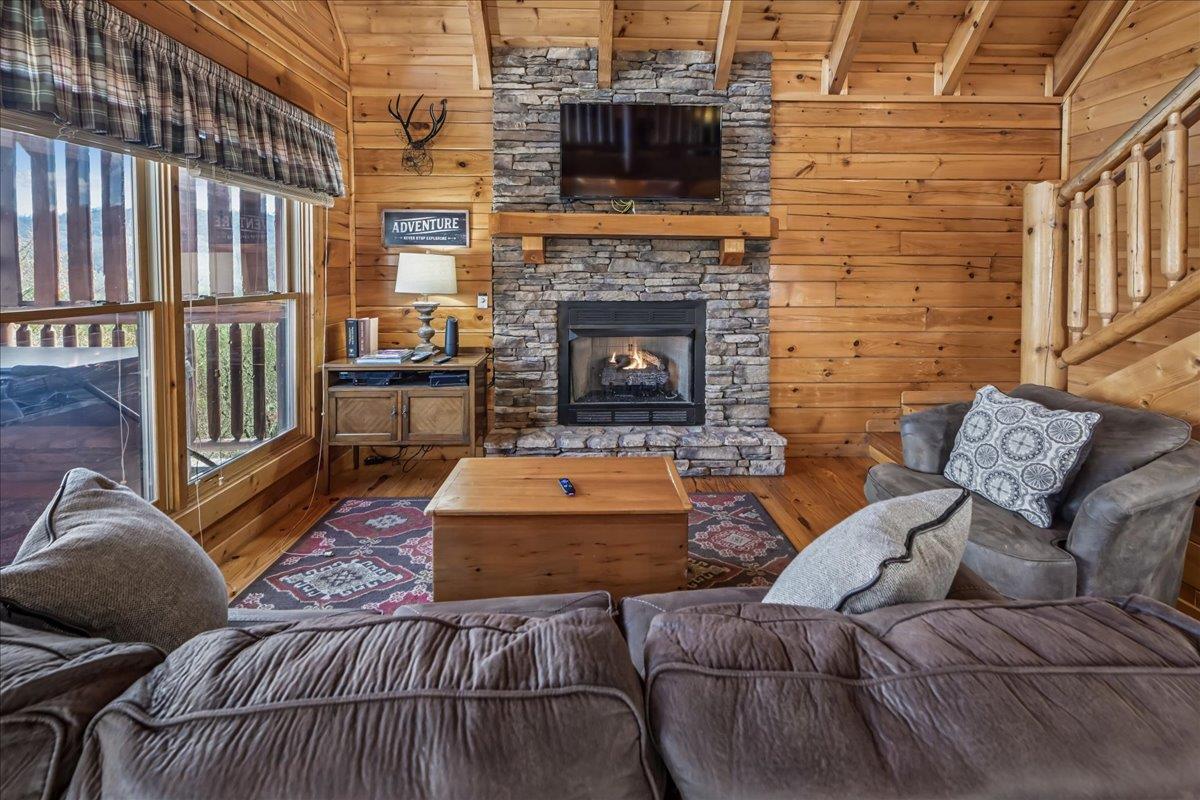 Main Level Living Room w gas fireplace  Queen Sleeper