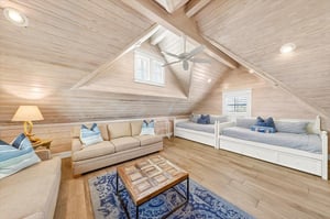 3rd Floor, Lounge