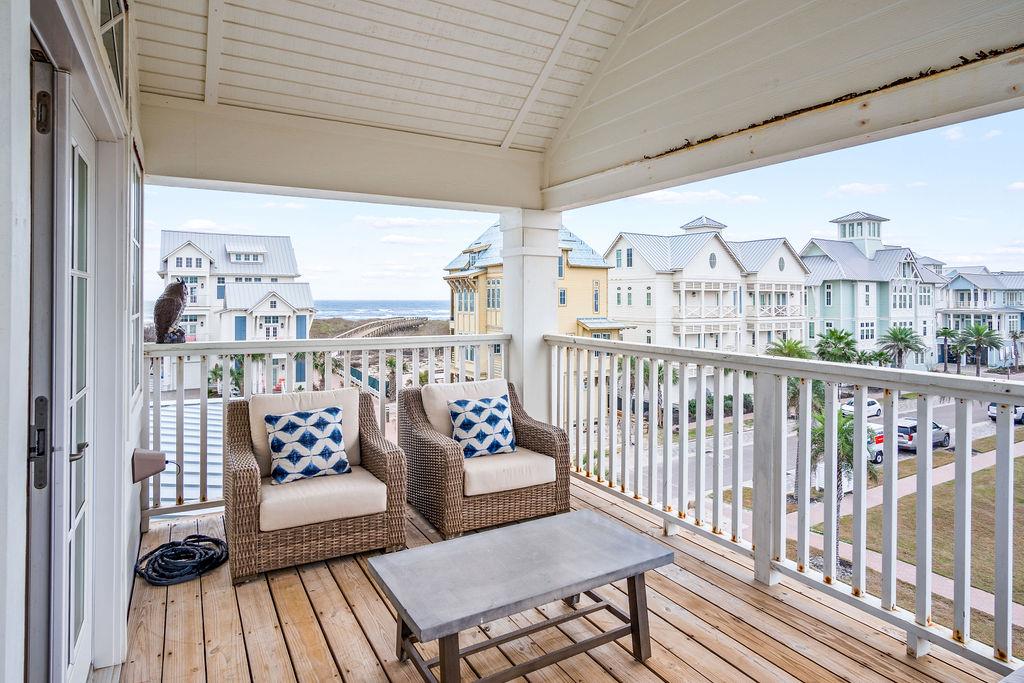 Balcony, 3rd Floor