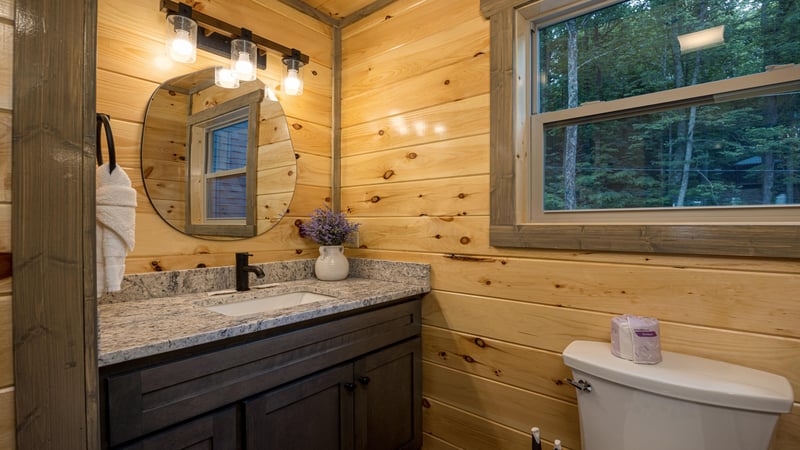 at swish splash lodge a 4 bedroom cabin rental located in gatlinburg