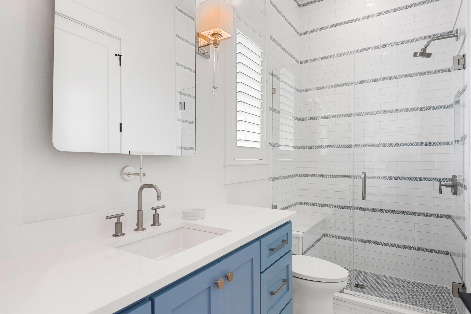 TwinKing Bathroom, 2nd Floor