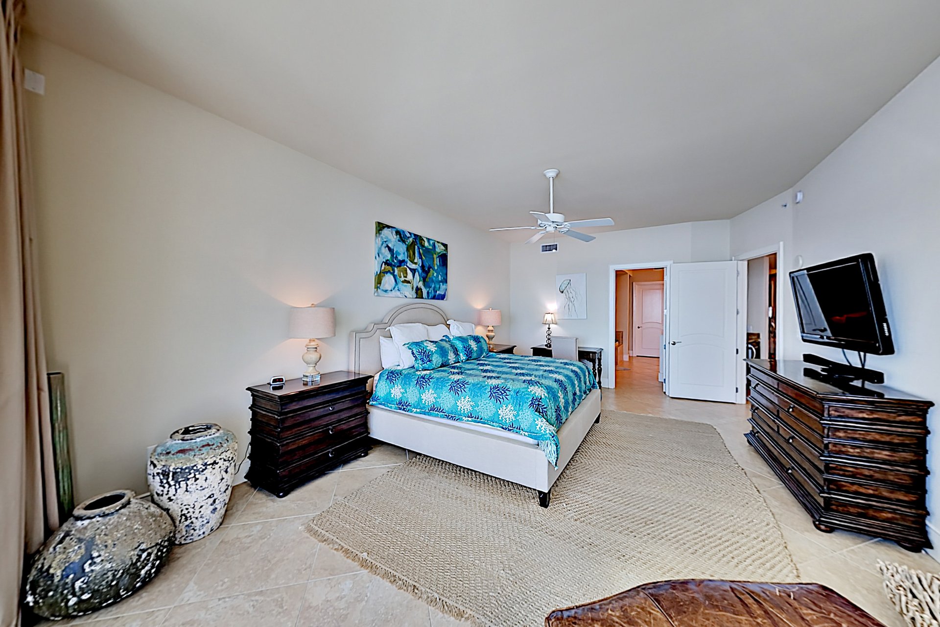 Turquoise Place 2205C 8