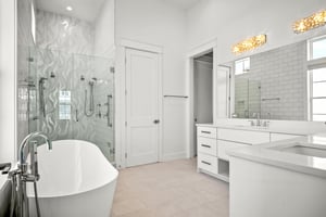 Primary King Bathroom, 2nd Floor