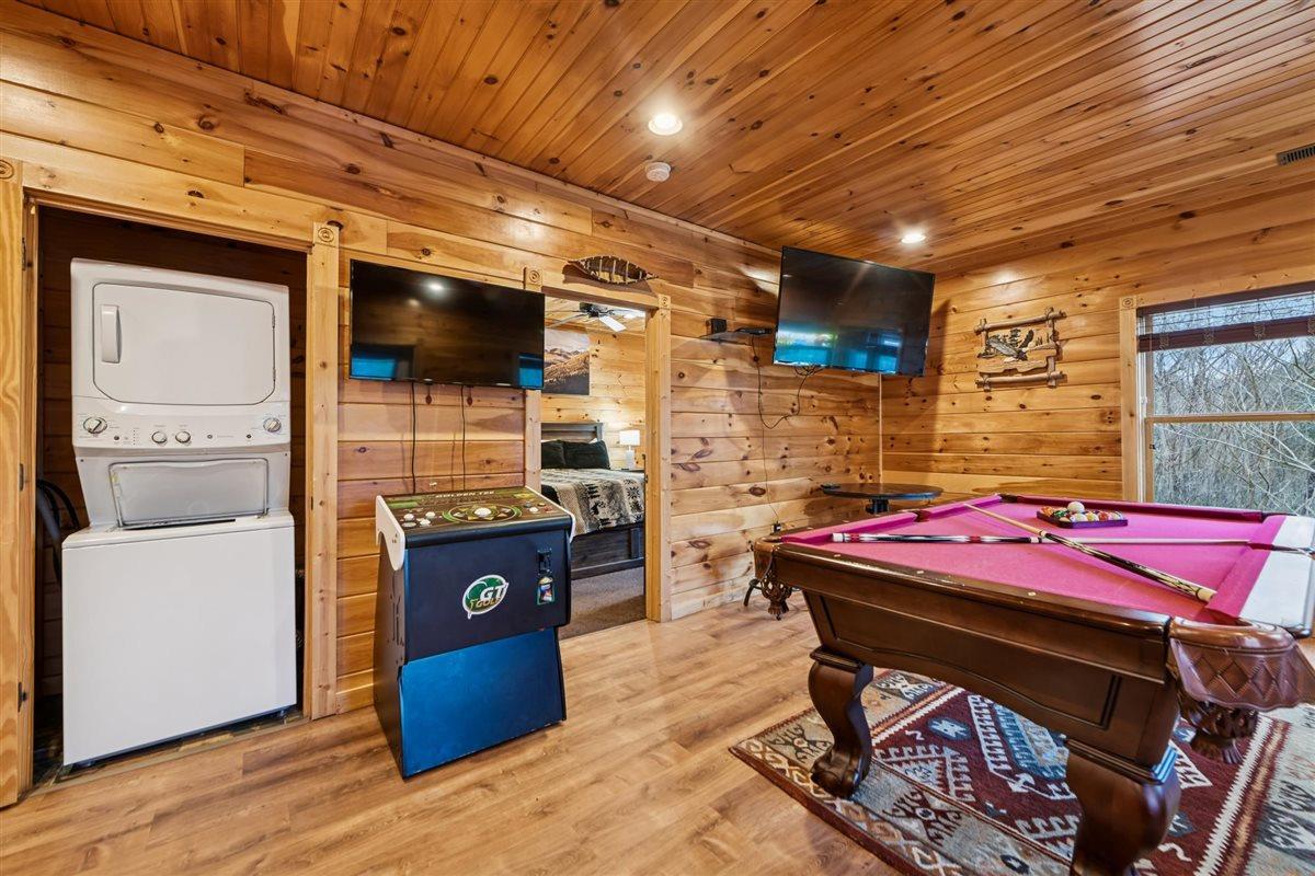 28Recreation Room