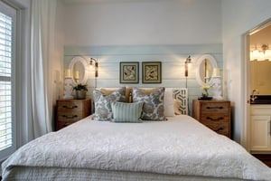 1st Floor King Bedroom