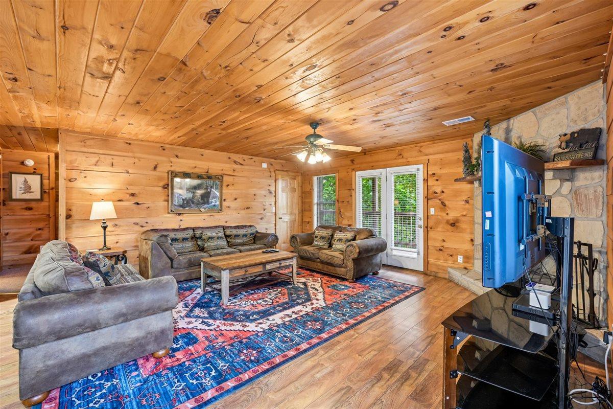 011Living Room