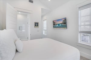 MotherInLaw Suite, 2nd Floor