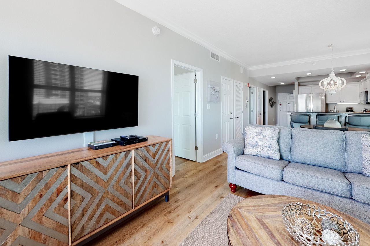 Crystal Shores 601 5