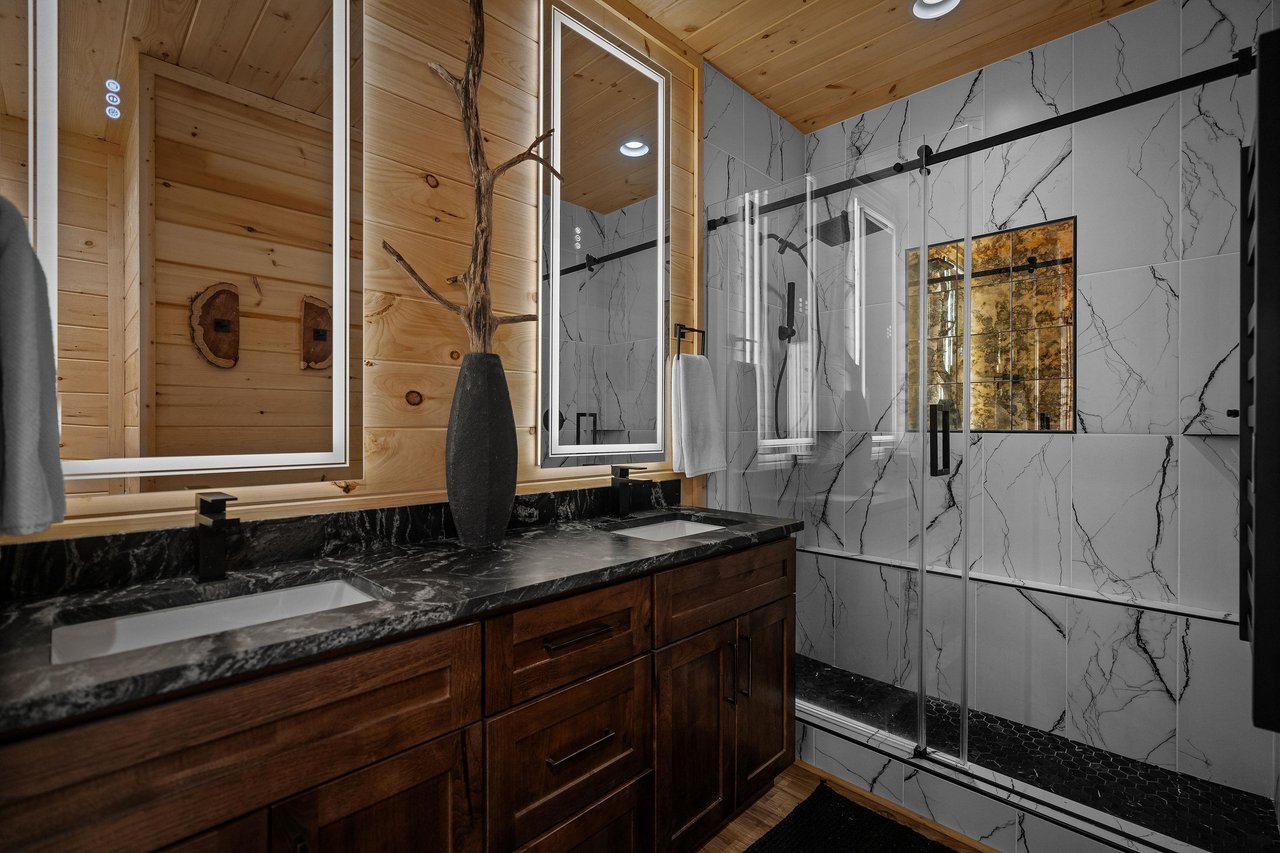 divinitycabin14