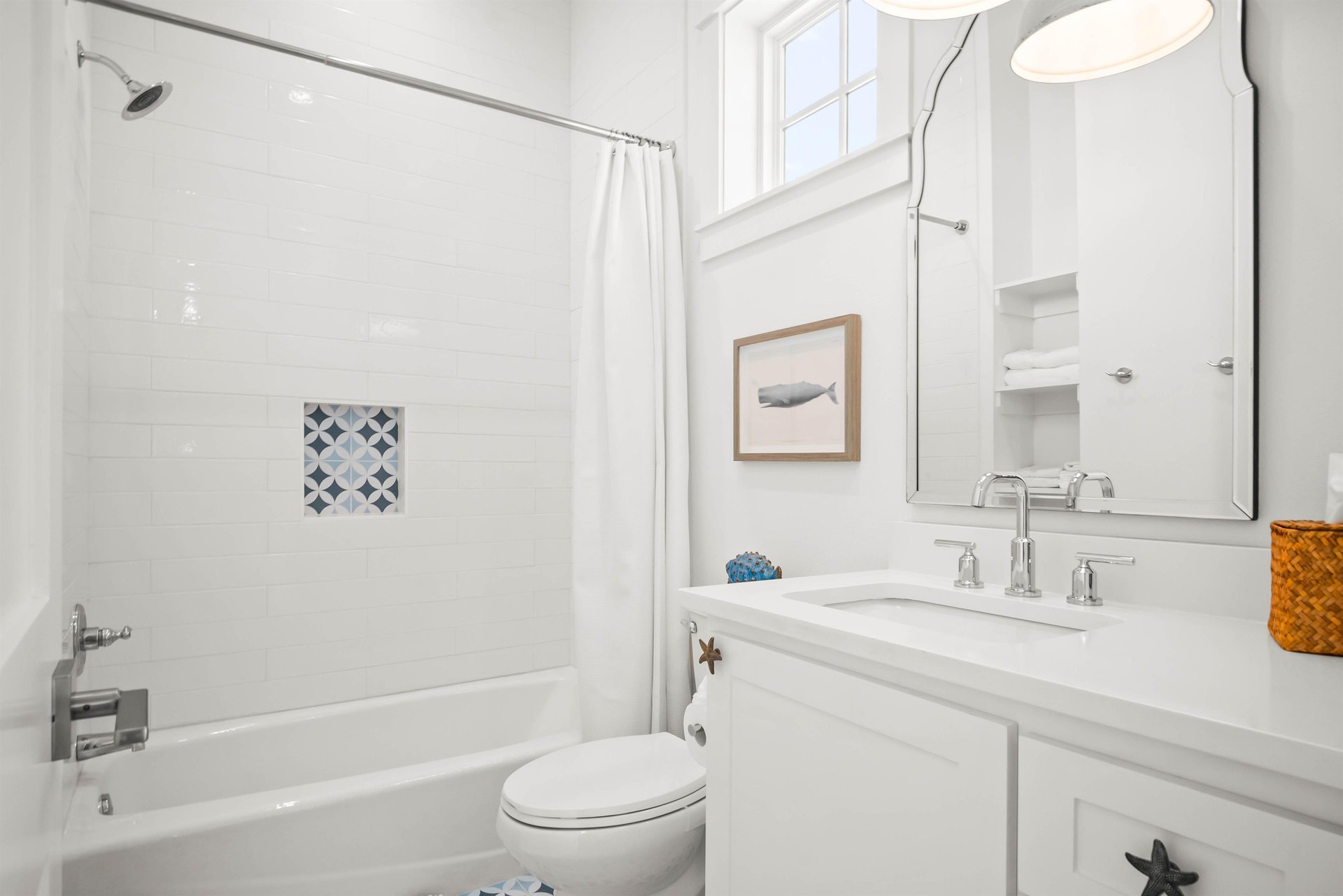 Bunk Room Bathroom, 2nd Floor