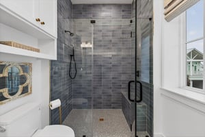 3rd King Ensuite, 2nd Floor