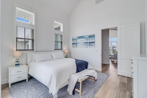 Primary King Bedroom, 2nd Floor