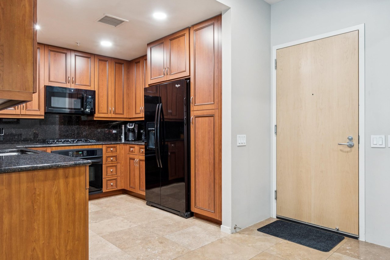 Open Kitchen
