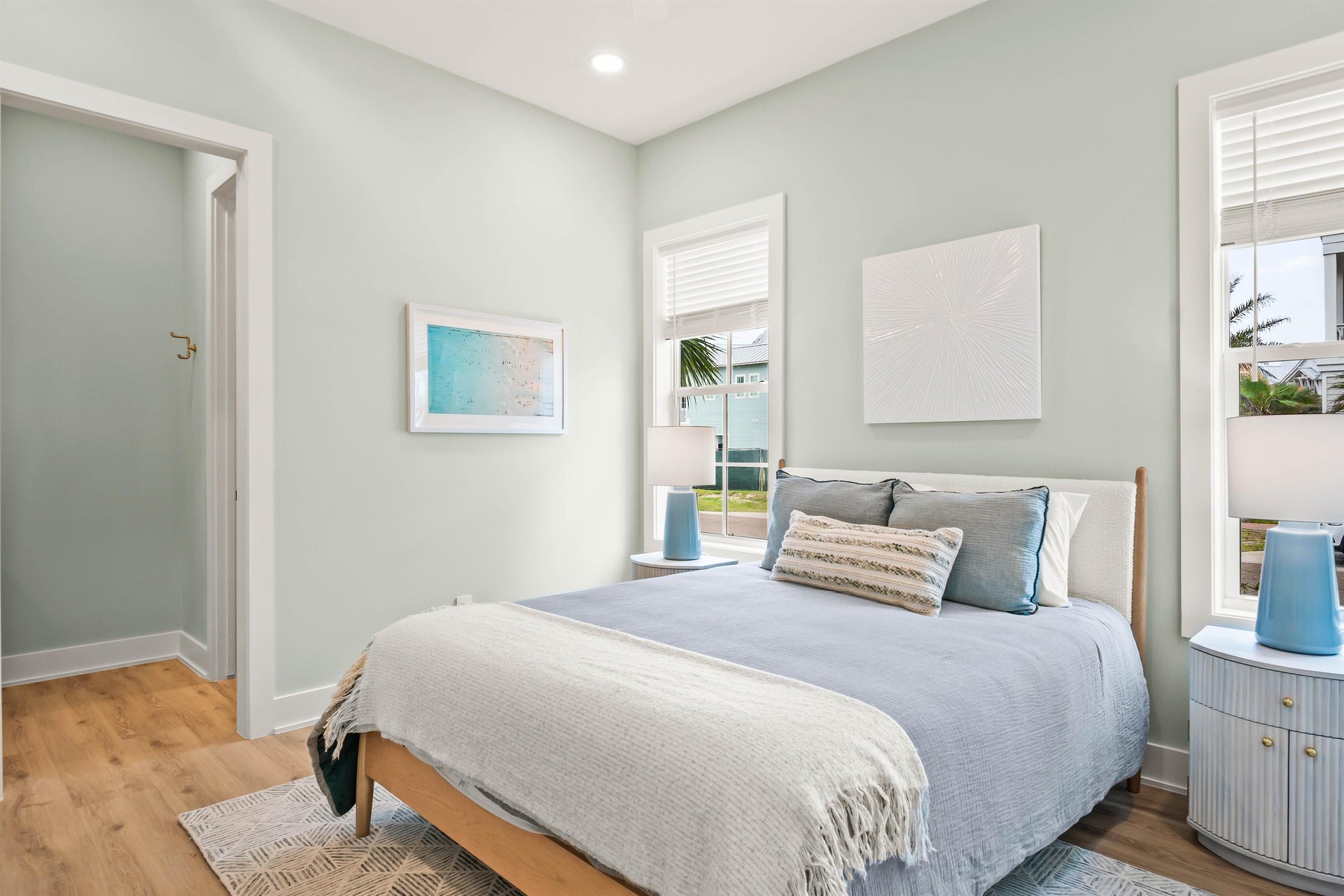 2nd Queen Bedroom, 1st Floor