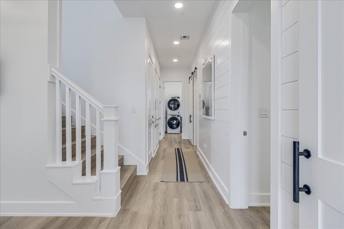 Entrance Hallway, 1st Floor