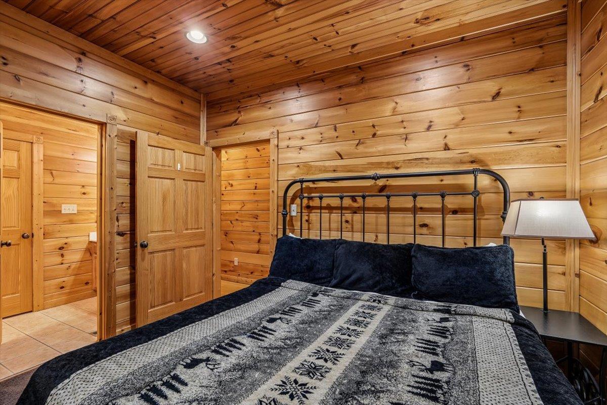 101Bedroom 7